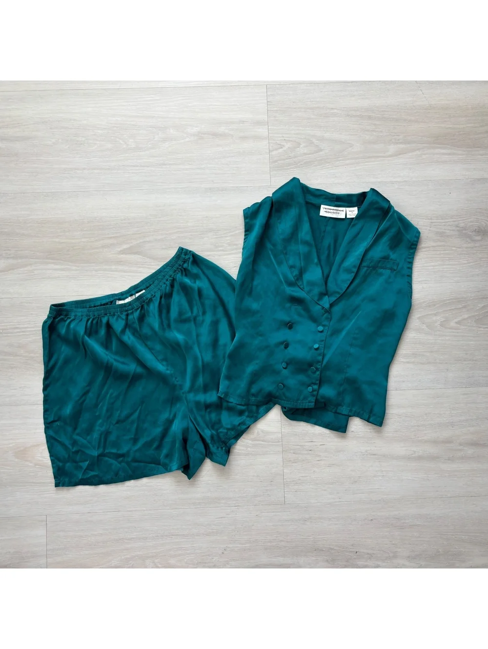 VTG Victoria's Secret 100% Silk Pajama Medium Teal Vest Shorts Lingerie Bridal